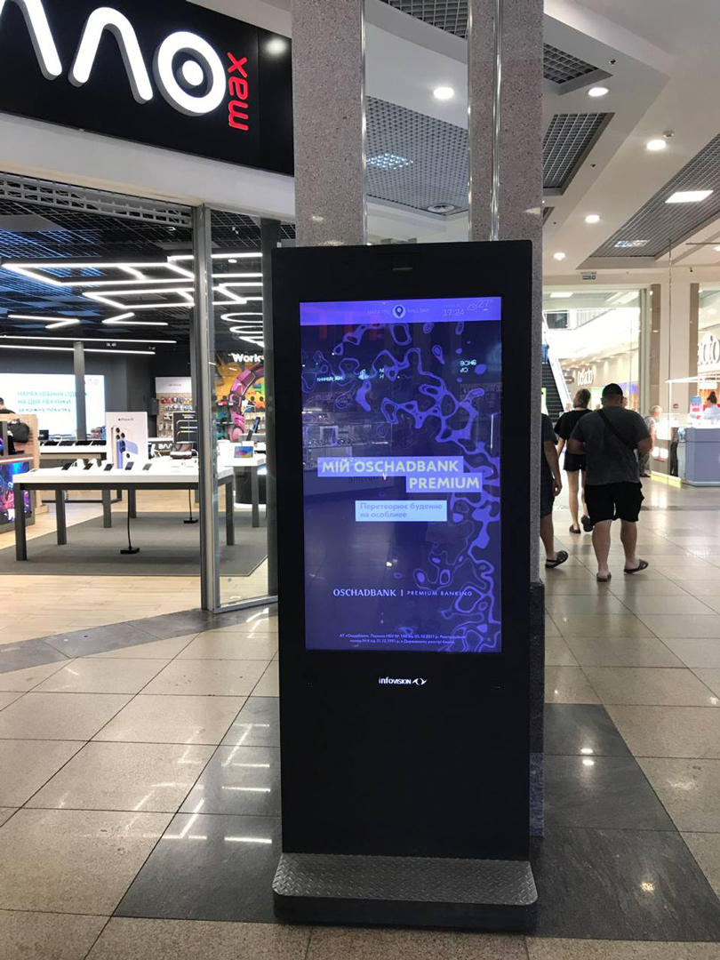 some alt: car some alt: car