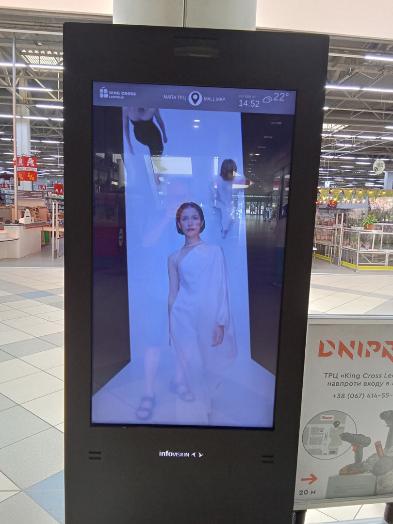 some alt: car some alt: car