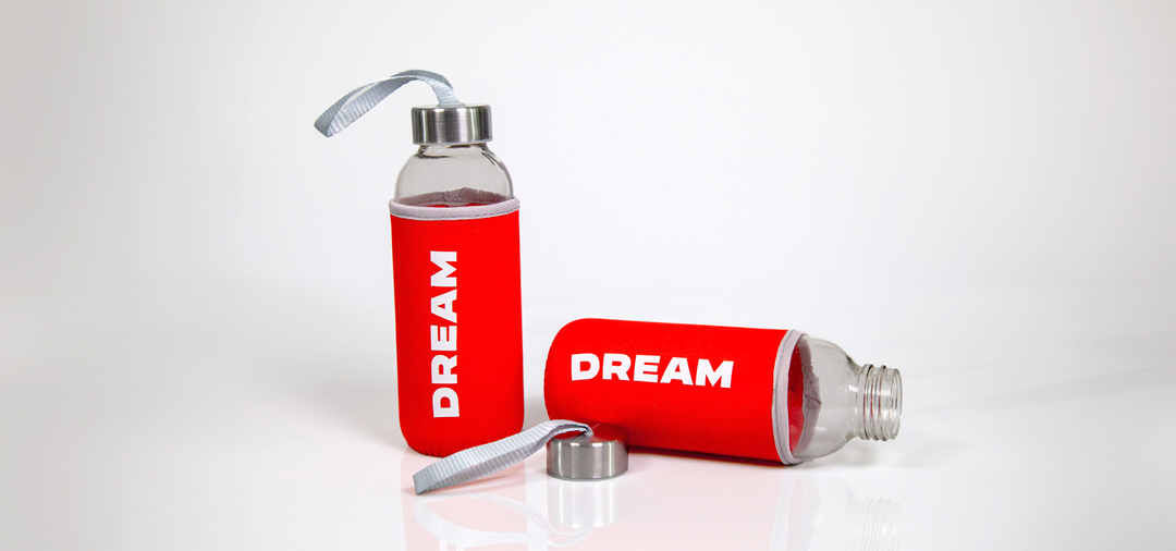 some alt: car some alt: car