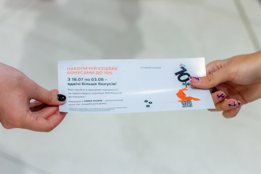 some alt: car some alt: car