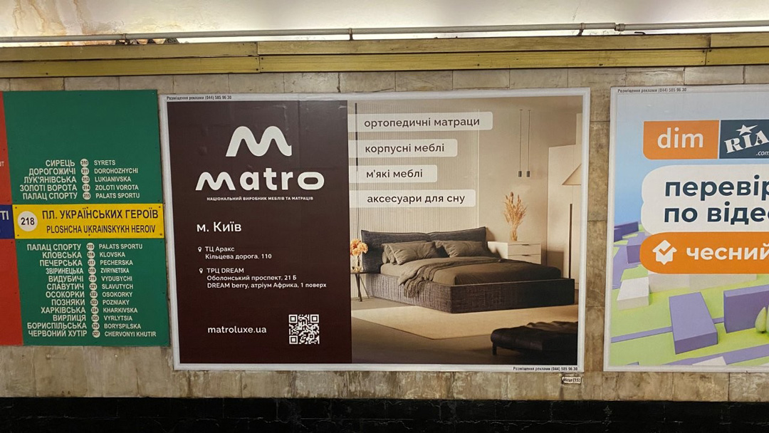 some alt: car some alt: car