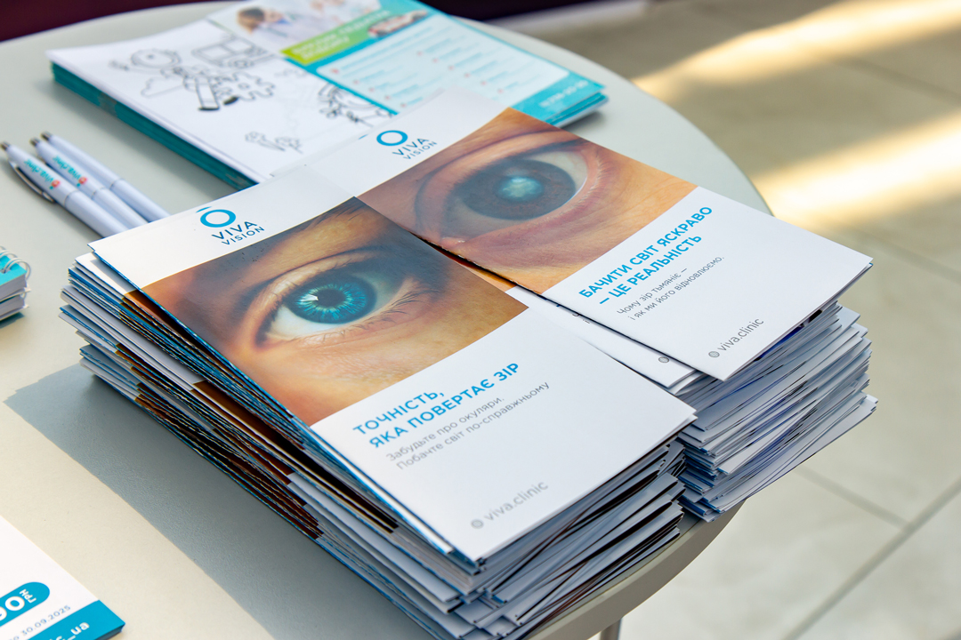 some alt: car some alt: car