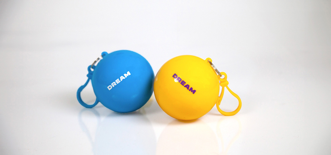 some alt: car some alt: car